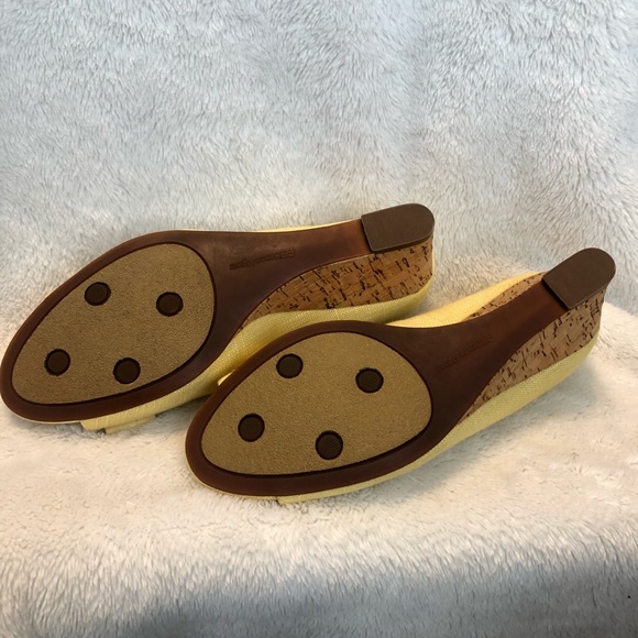 Etienne Aigner Yellow Fabric Wedge Open Toe Bow - Picture 7 of 8